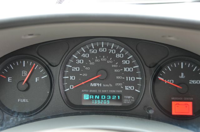 2005 Chevrolet Impala Base