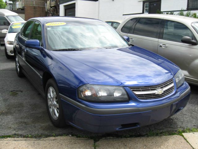 2005 Chevrolet Impala Base