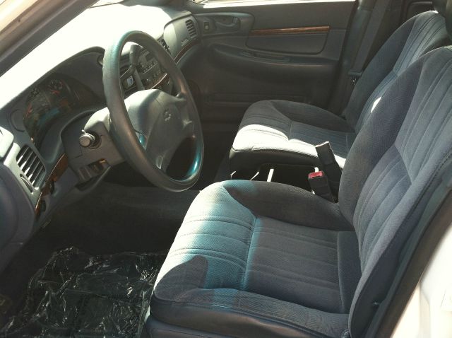 2005 Chevrolet Impala Base