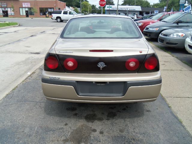 2005 Chevrolet Impala Base