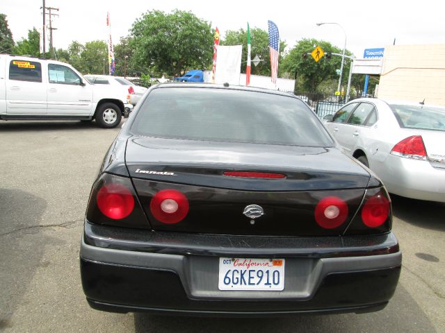 2005 Chevrolet Impala Base