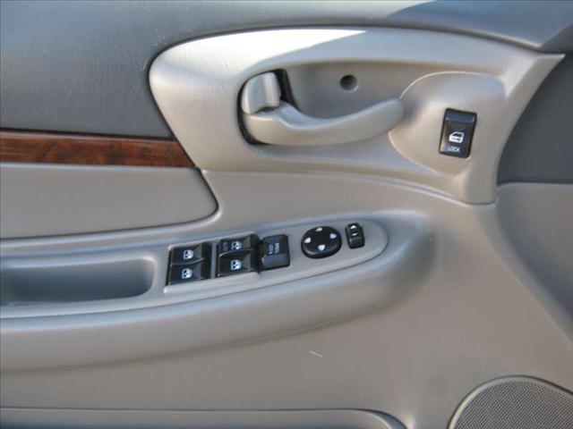 2005 Chevrolet Impala Unknown