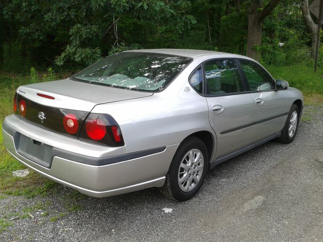 2005 Chevrolet Impala Base