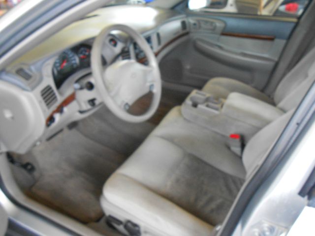 2005 Chevrolet Impala Base