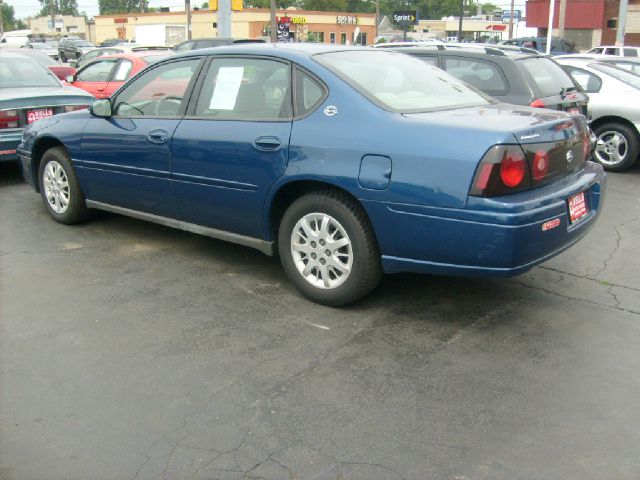 2005 Chevrolet Impala Base