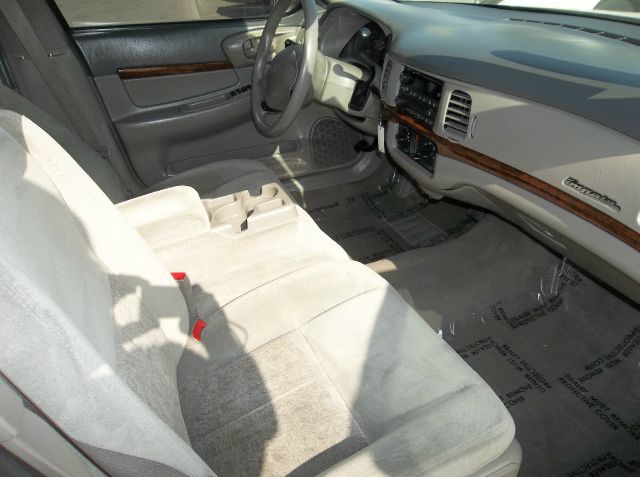 2005 Chevrolet Impala Base