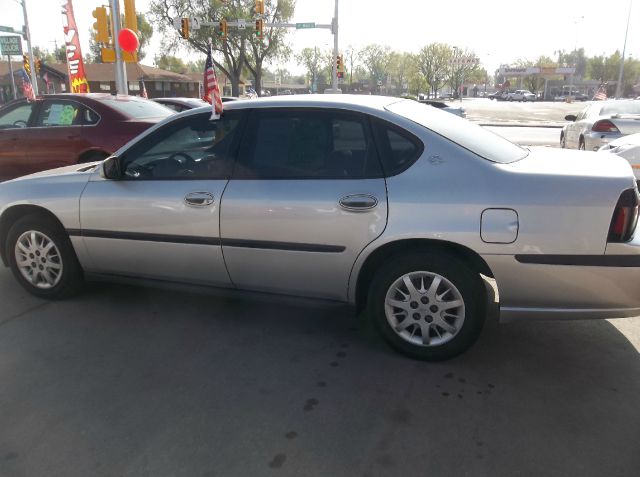 2005 Chevrolet Impala Base