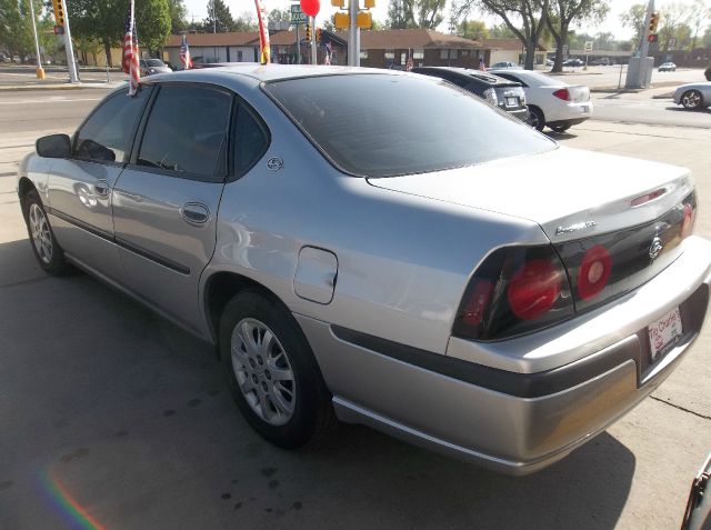 2005 Chevrolet Impala Base