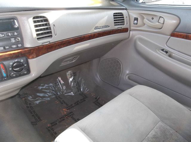 2005 Chevrolet Impala Base