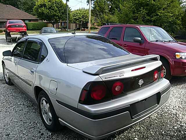 2005 Chevrolet Impala Base