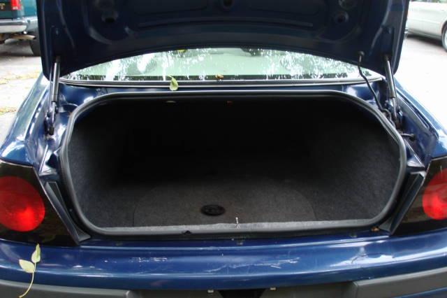 2005 Chevrolet Impala Base