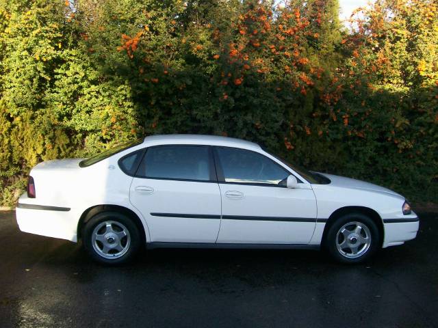 2005 Chevrolet Impala Base