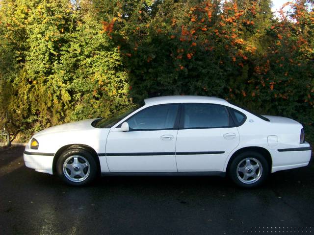 2005 Chevrolet Impala Base