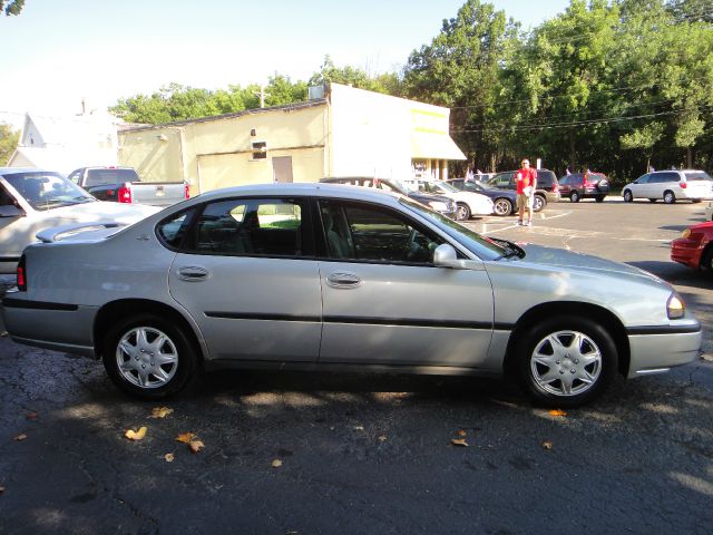 2005 Chevrolet Impala Base