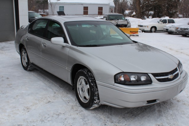 2005 Chevrolet Impala Base