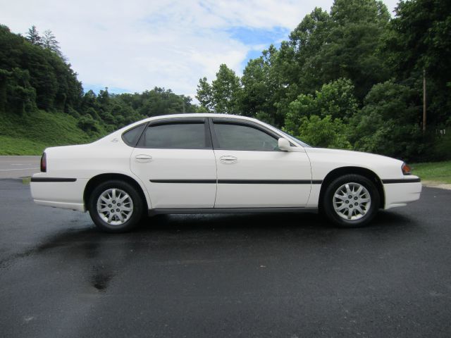 2005 Chevrolet Impala Base