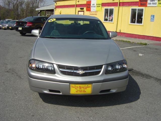 2005 Chevrolet Impala Platinum Edition W/ Navires