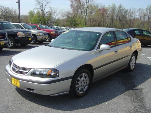 2005 Chevrolet Impala Platinum Edition W/ Navires