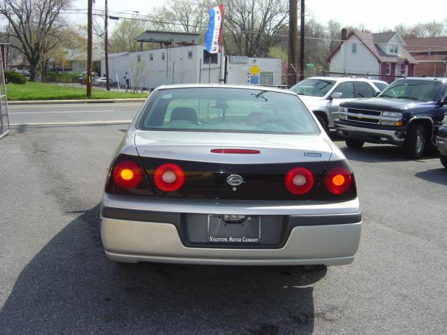 2005 Chevrolet Impala Platinum Edition W/ Navires