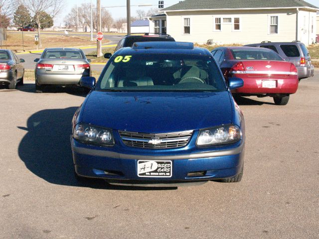 2005 Chevrolet Impala Base