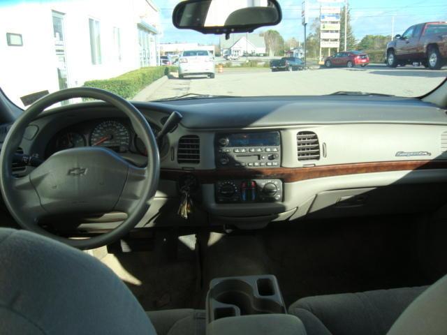 2005 Chevrolet Impala Base