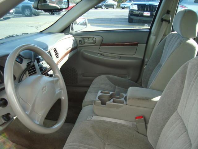 2005 Chevrolet Impala Base