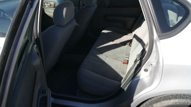 2005 Chevrolet Impala Base