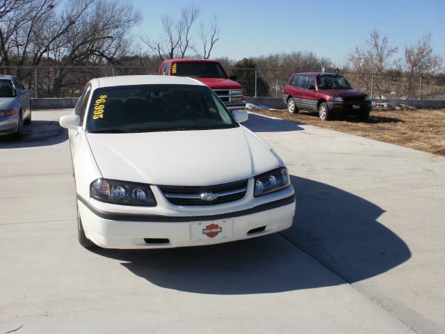 2005 Chevrolet Impala Base