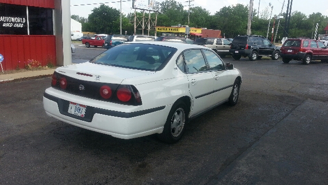 2005 Chevrolet Impala Base