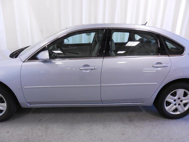 2006 Chevrolet Impala Regular Cab 111.2 WB 2WD