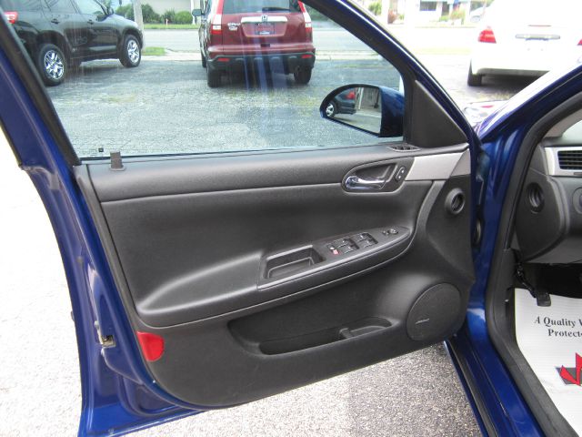 2007 Chevrolet Impala 2Dr Removable Top