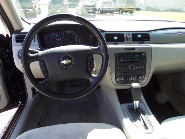 2007 Chevrolet Impala Crew-long-drw-6.6l Diesel-4wd-one Owner