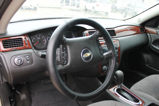 2008 Chevrolet Impala S SUV