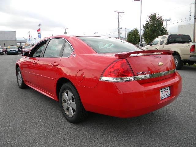 2009 Chevrolet Impala SEL 2WD Sedan