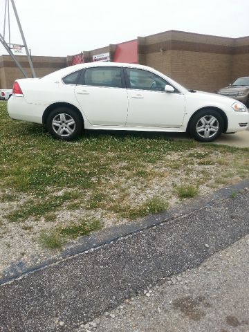 2009 Chevrolet Impala Blk Ext With Silver Trin