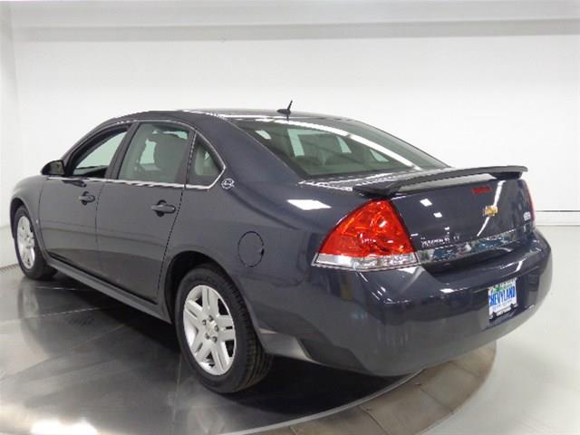 2009 Chevrolet Impala REG CAB SLE 4WD