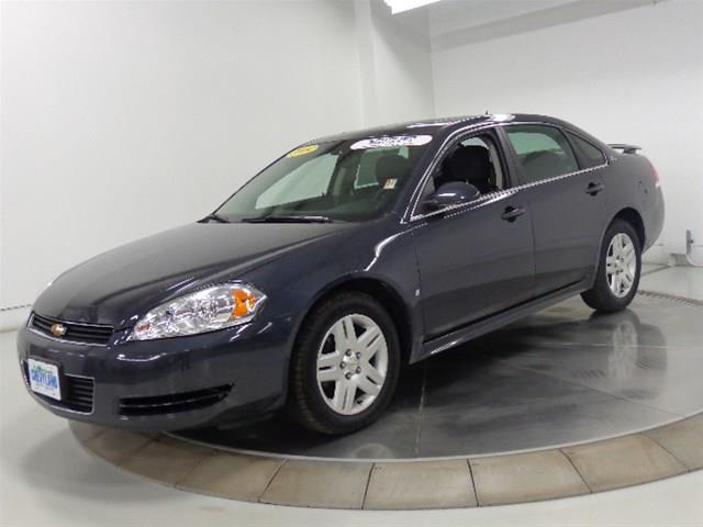 2009 Chevrolet Impala REG CAB SLE 4WD