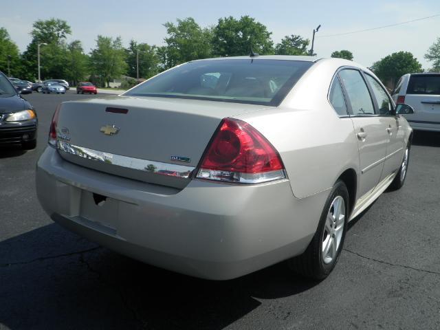 2010 Chevrolet Impala 4dr 112