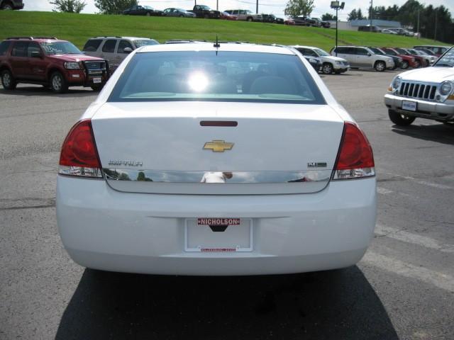 2011 Chevrolet Impala SE 2.4L