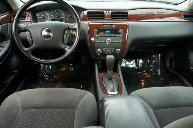 2011 Chevrolet Impala SL1