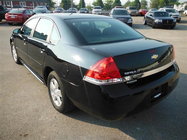 2011 Chevrolet Impala W/1sh GT