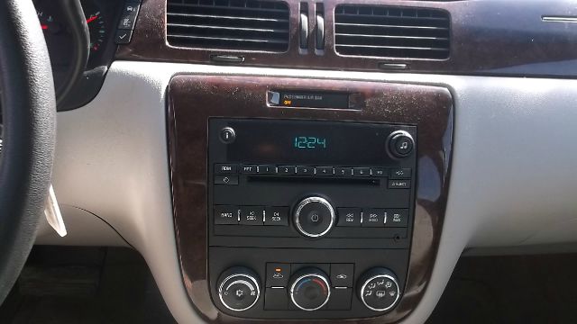 2011 Chevrolet Impala Touring W/nav.sys