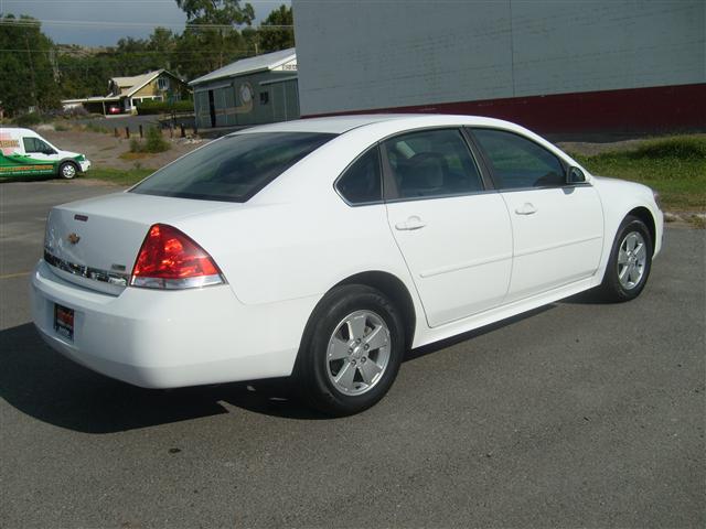 2011 Chevrolet Impala SEL 2WD Sedan