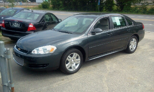 2012 Chevrolet Impala 2dr Reg Cab 140.5 4WD ST