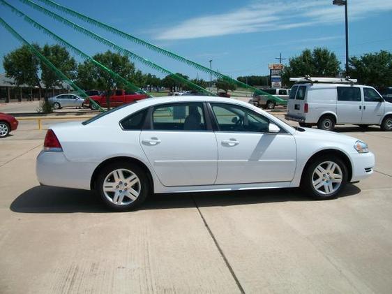 2012 Chevrolet Impala 2dr Reg Cab 140.5 4WD ST