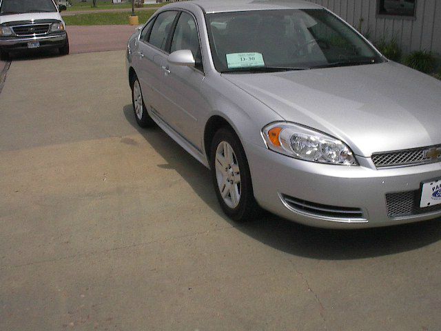 2012 Chevrolet Impala 2dr Reg Cab 140.5 4WD ST