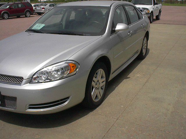 2012 Chevrolet Impala 2dr Reg Cab 140.5 4WD ST