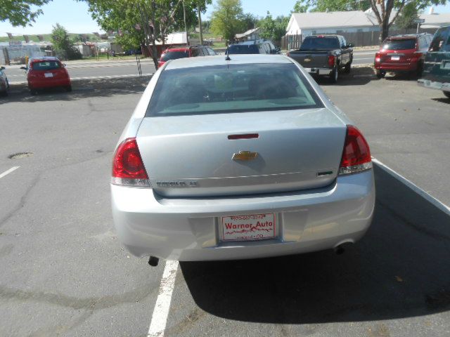 2013 Chevrolet Impala 2dr Reg Cab 140.5 4WD ST