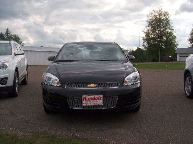 2013 Chevrolet Impala 2dr Reg Cab 140.5 4WD ST