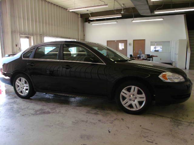 2013 Chevrolet Impala 2dr Reg Cab 140.5 4WD ST